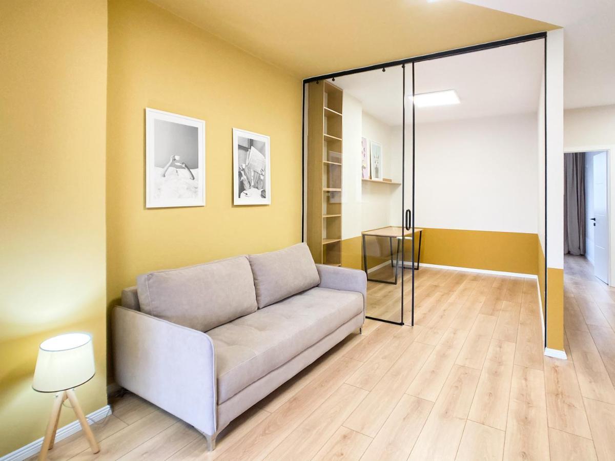 13 Eur For Monthly Stay - Home By The Sea - Hbs Golem  Bagian luar foto