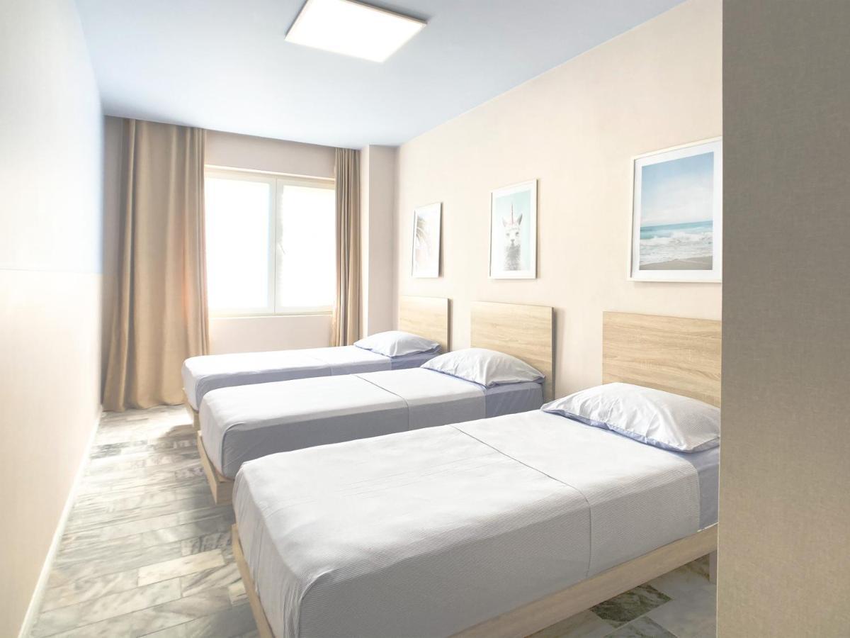 13 Eur For Monthly Stay - Home By The Sea - Hbs Golem  Bagian luar foto